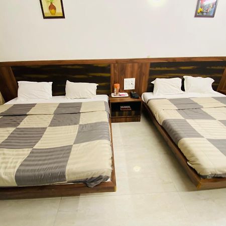 Hotel Sai Ssl Shirdi Exterior photo